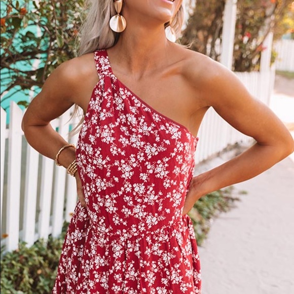 One shoulder floral red dress! - Picture 5 of 5